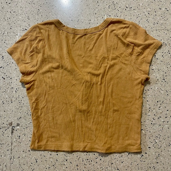 Women's Tan Button-Up Ribbed Top - Picture 2 of 5
